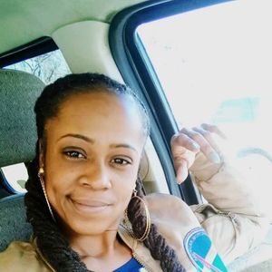 Meet your Posher, Frances